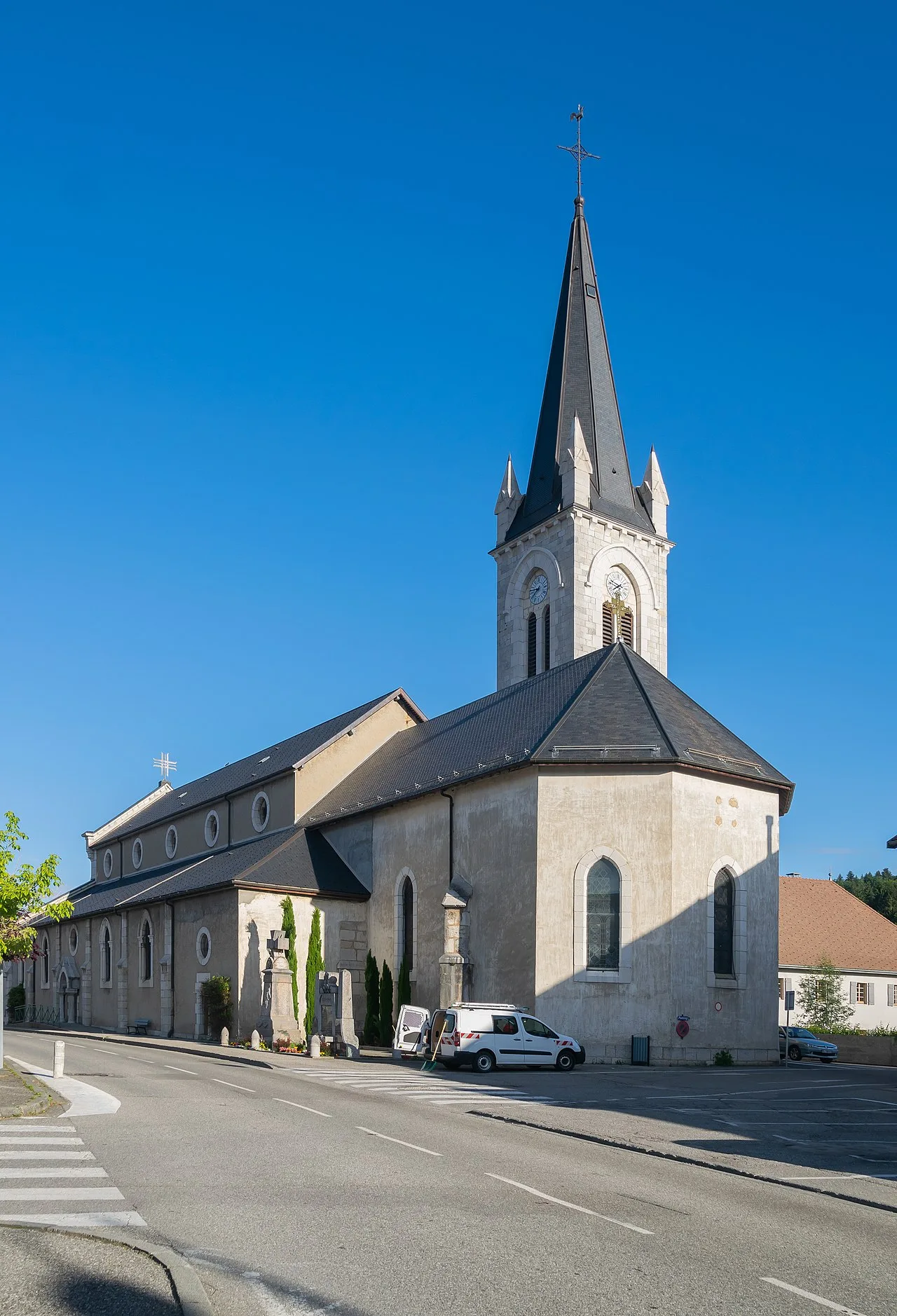 L’église de Thorens-Glières, dans Fillière.