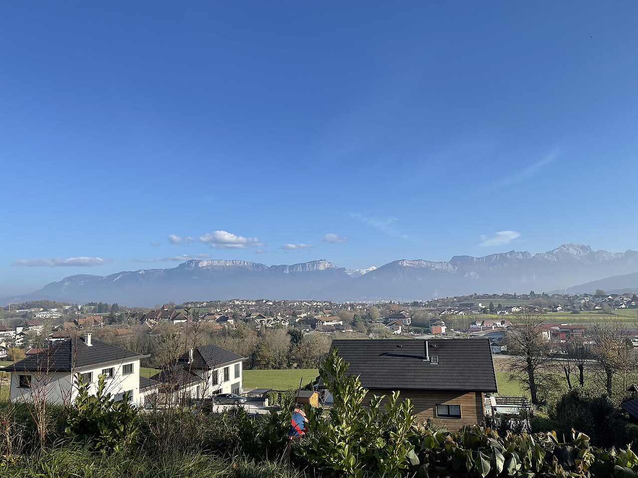 Vue générale de Poisy.
